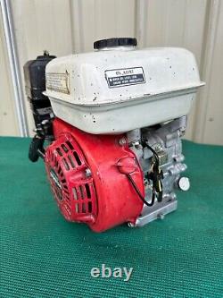 Honda Brand GX160 Gas Motor Engine 5.5 Black White Red Parts or Repair